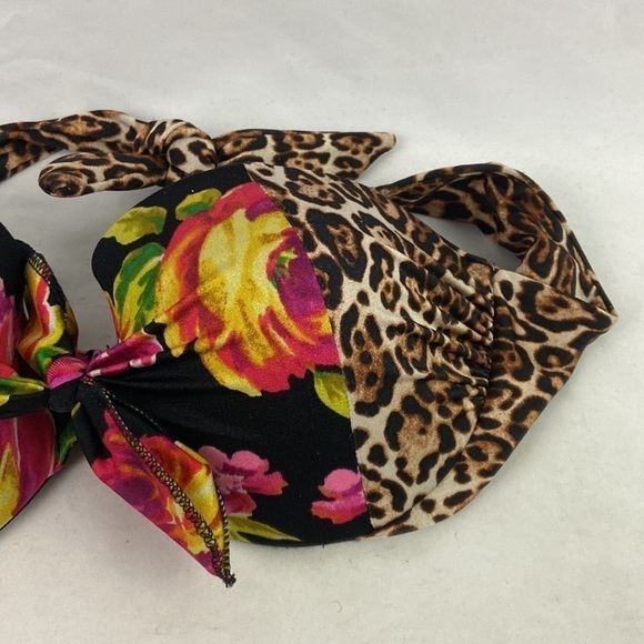 Victoria’s Secret Cheetah Floral 32D Swim Top - Picture 3 of 8